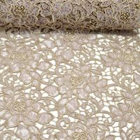 Couture kant met pailletten