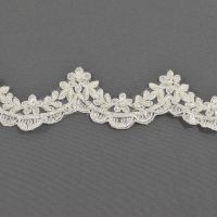 Kant band corded schulprand  met parels ivory
