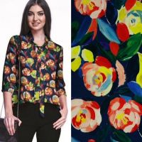 Viscose digitaal bloemen print navy