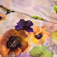 Exclusieve zijde bloemen nude paars lime print  Italiaans design 