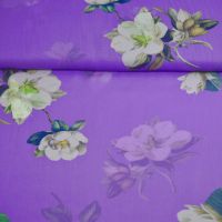 viscose Chiffon voile bloemen print paars exclusieve italiaanse designer stof 