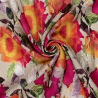 coupon 110x145 viscose twill linnen look bloemen print beige  # My image