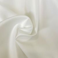 Bruidssatijn ivory kleur 111