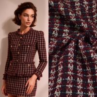 Grof geweven mantelpak stof / boucle bordeaux rood met lurex draad.