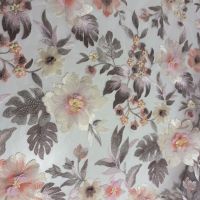 Exclusieve 3D kant verwerkt op tule pastel tinten