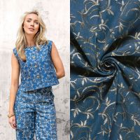 Denim stof met geborduurde  bladeren kleur 006  My Image collectie