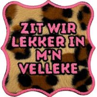 	Lekker In M'n Velleke - Carnavals Embleem - Carnavals  strijk embleem