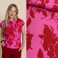 Viscose met bloemen  fuchsia rood  A La Ville / Knipmode