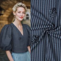 viscose streep blauw met 3D bloementjes 