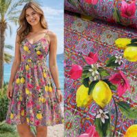mouseline /hydrofile viscose exclusieve designer stof fuchsia met bloemen en citroen