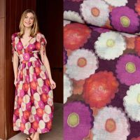 Voile met linnen structuur bloemen print cerise  A La Ville / Knipmode