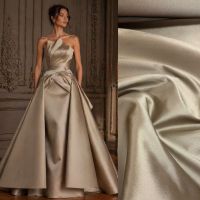 Mikado satin two tone taupe / bruin