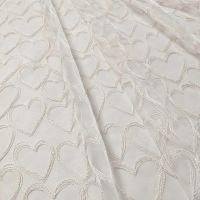 Tule met hartjes ivory met goud lurex draad
