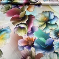 Exclusieve stretch zijde satijn Italiaans design bloemen multi colors
